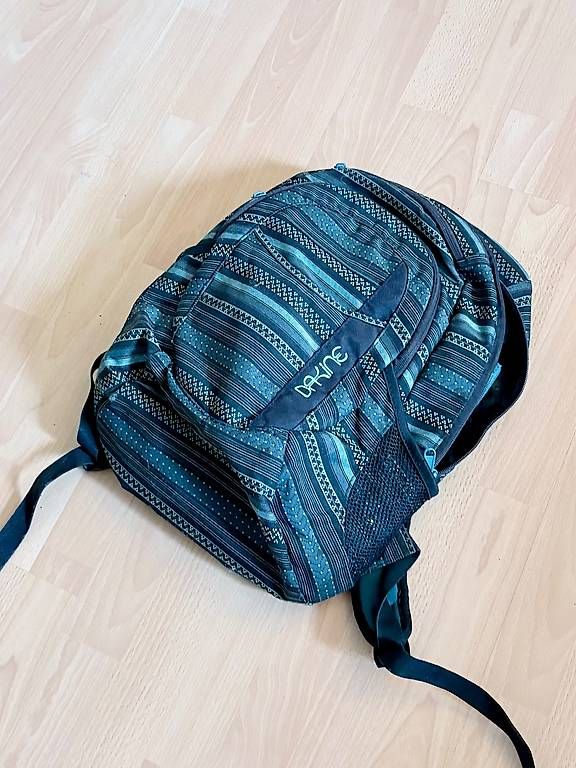 Rucksäcke: DAKINE Rucksack – Gebraucht aus Bern von nev_gn9z
