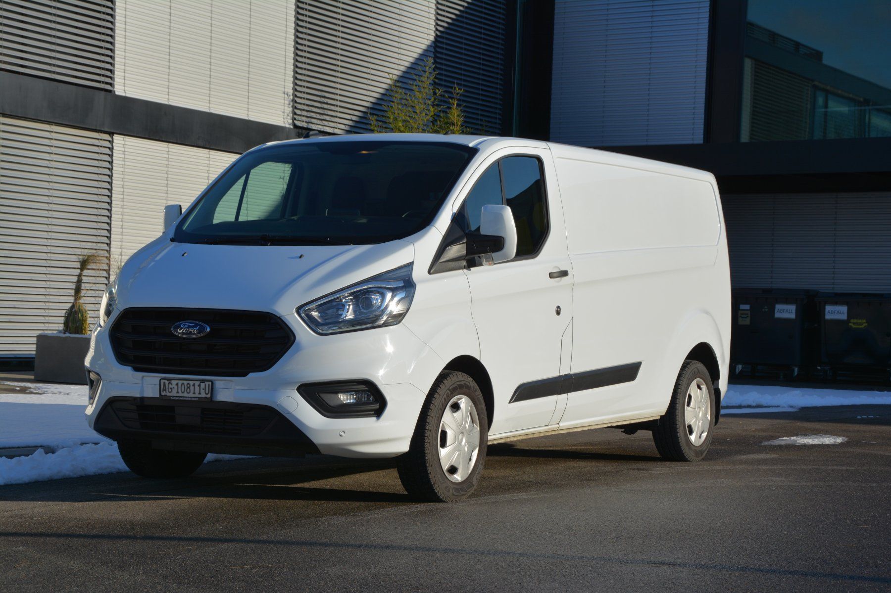 Ford Veicoli commerciali: FORD Transit Custom Van 300 L2H1 Trend A – Usato da Oberkulm venduto da Curiger-Automobile 5