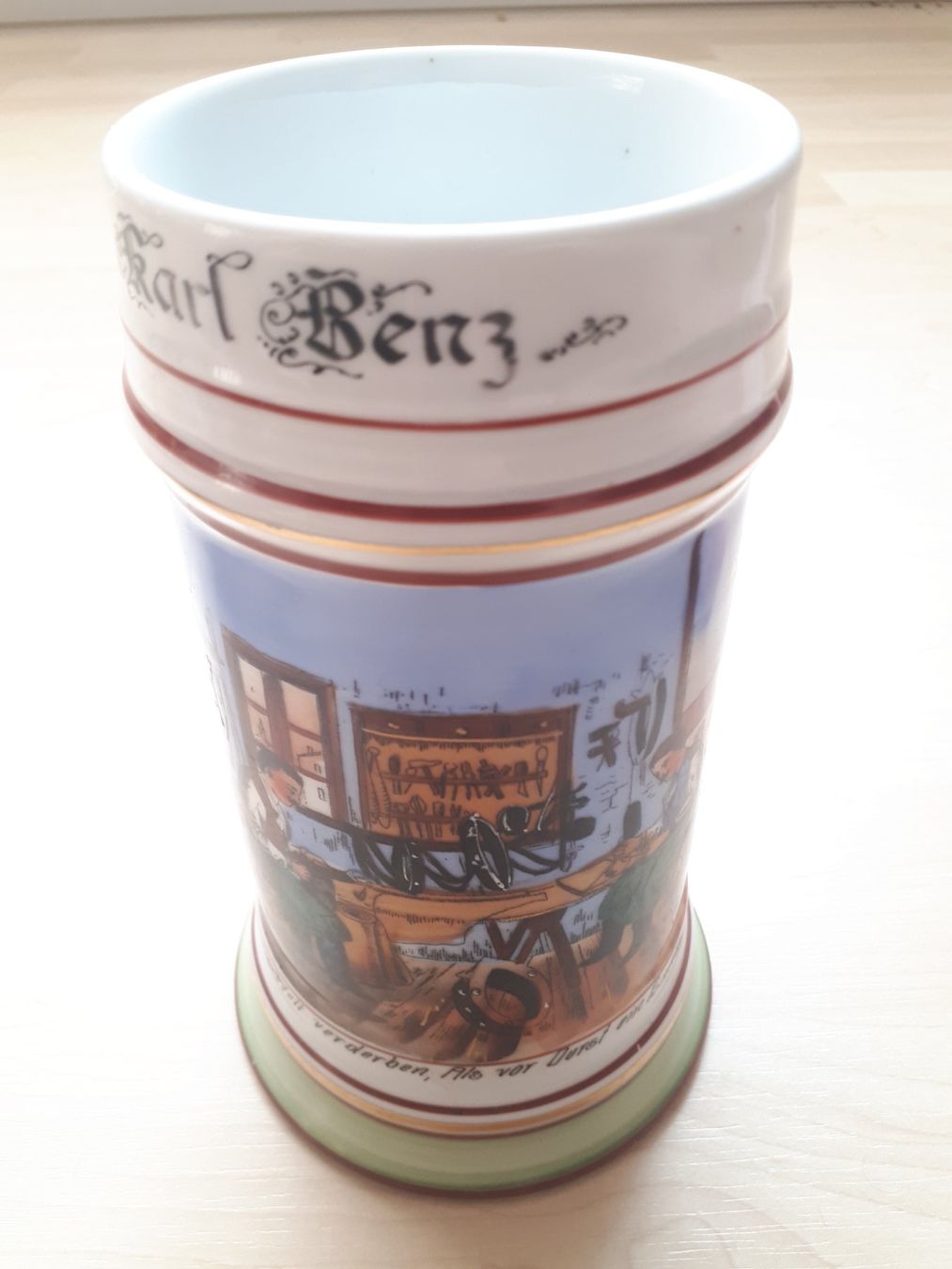 Gläser: Alter Bierkrug mit Bodenbild – Gebraucht aus Dürnten von kuh_7mdq