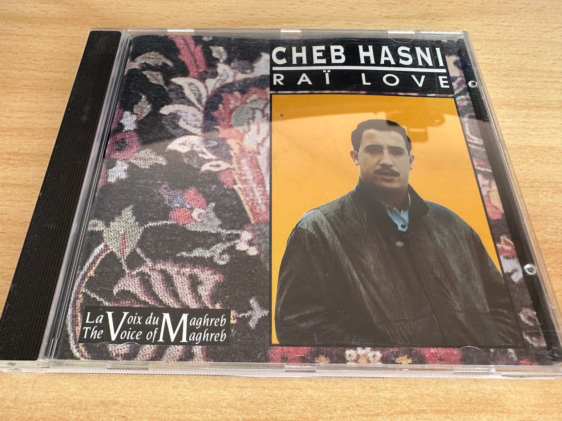 CD: Cheb Hasni – Raï Love – Usato da Rikon im Tösstal venduto da Alpenmutz
