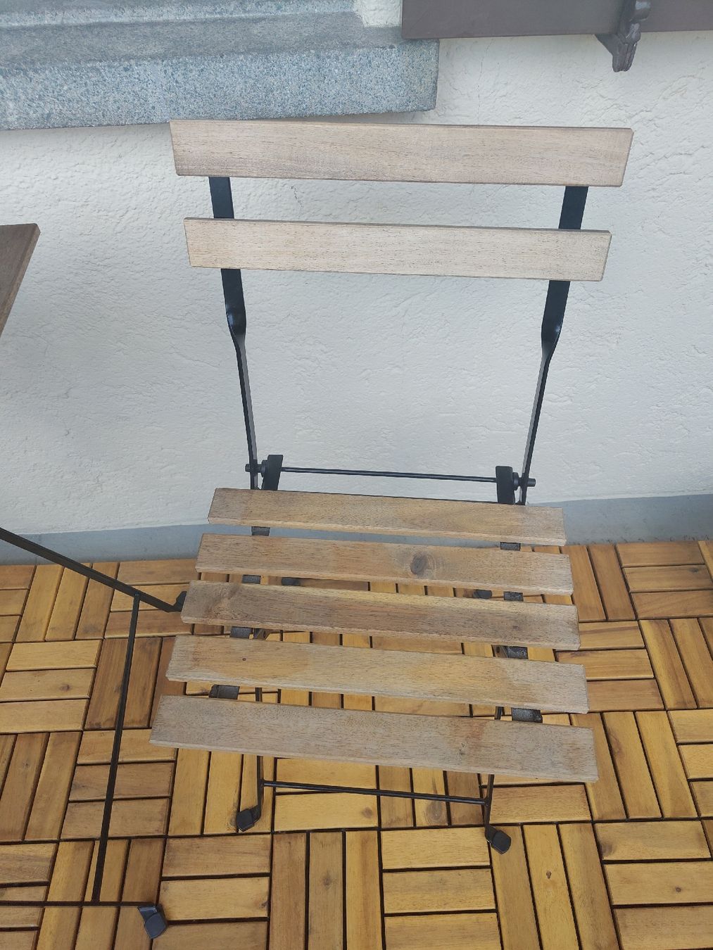Ikea Set di tavolo e panche: Balkonset Tisch mit 2 Stühlen Holz Metall – Usato da Zürich venduto da mar_f5d7 3