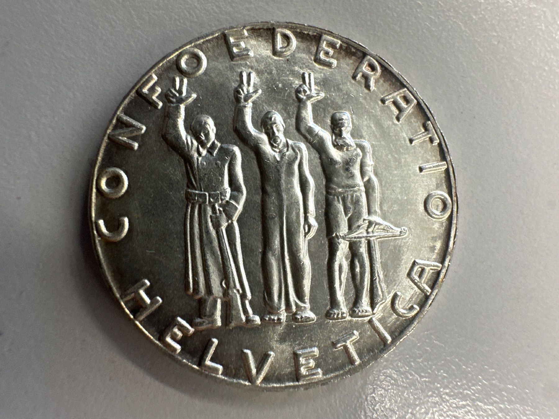 Tutti le monete: 5 Fr. Silber Schweiz Bundesfeier 1941 – Usato da Herisau venduto da herau