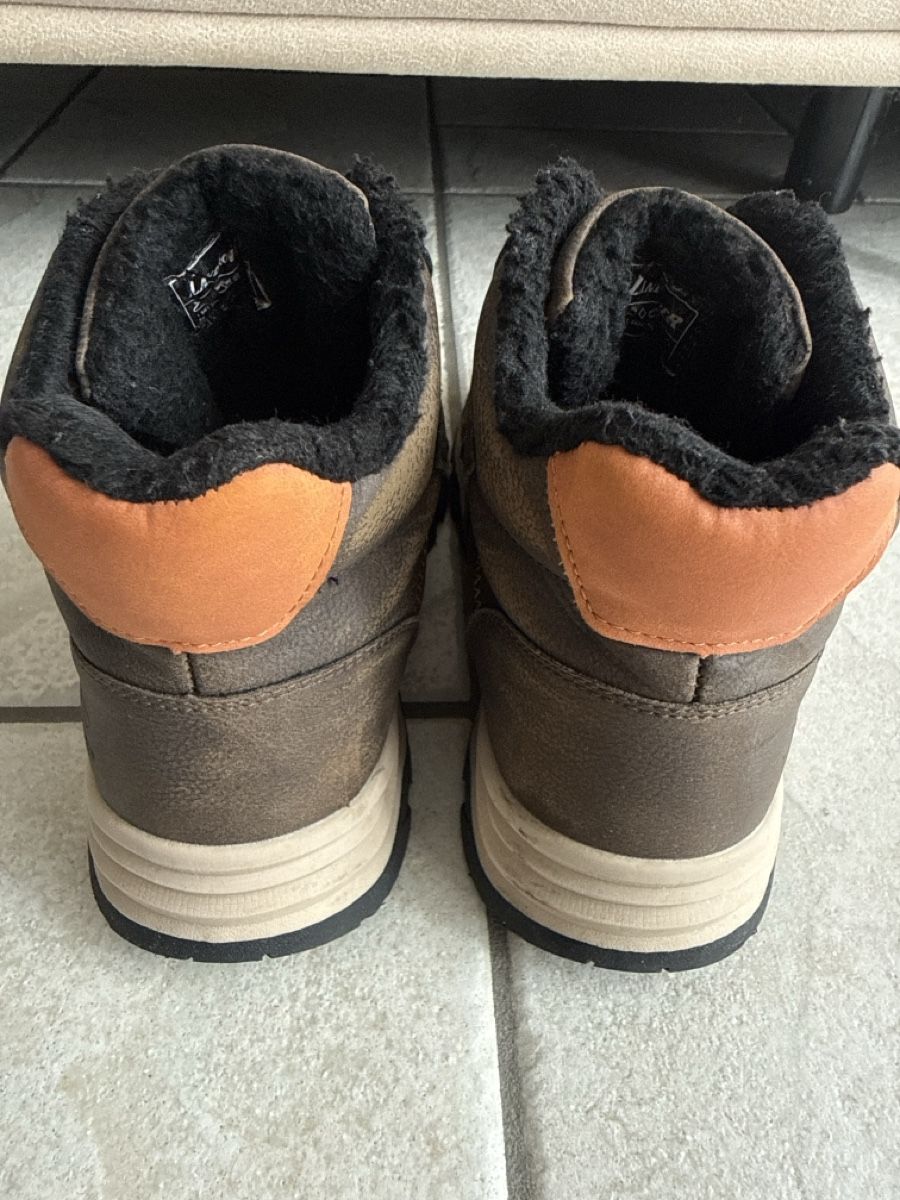 Landrover Schuhe für Jungen: Winterschuhe Gr.38 – Gebraucht aus Waltenschwil von lina-04 3
