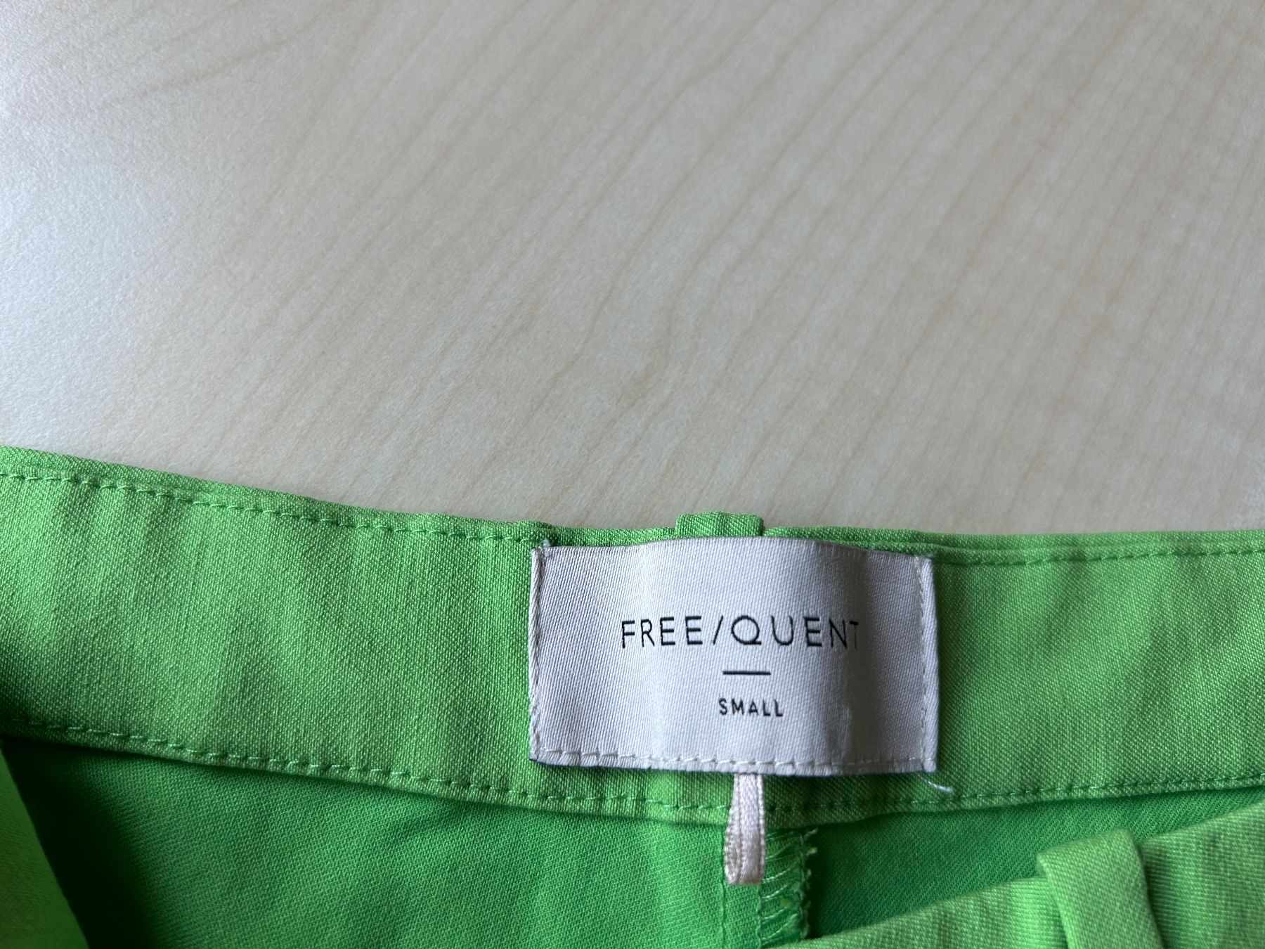 Pantaloni: Super angenehme Sommerhose Grösse 36 – Usato da Gutenswil venduto da walker60 5
