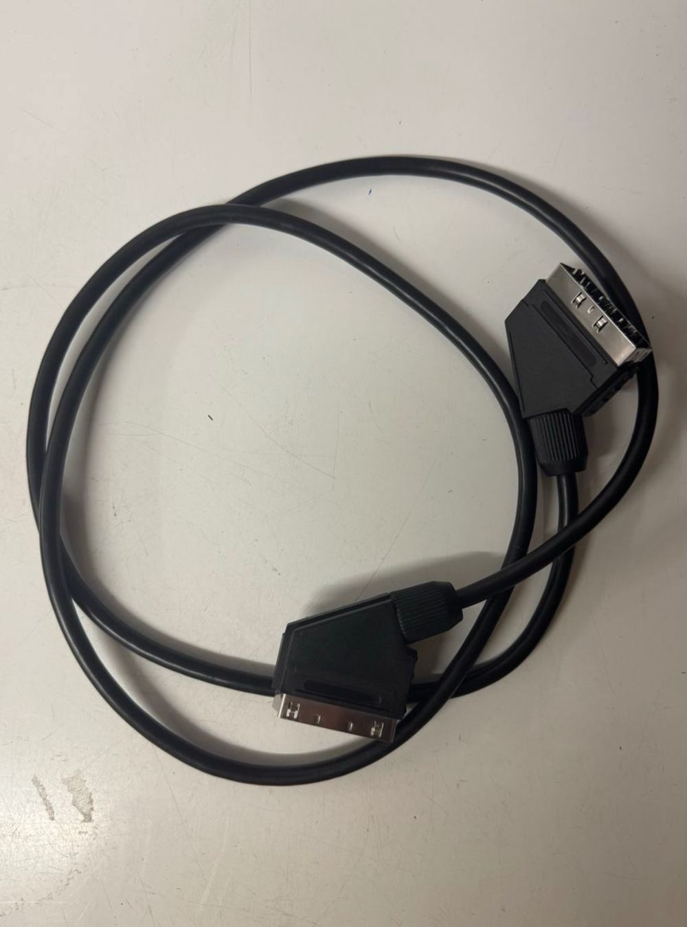 Kabel: SCART TV Videoanschlusskabel – Gebraucht aus Zürich von zd_1965