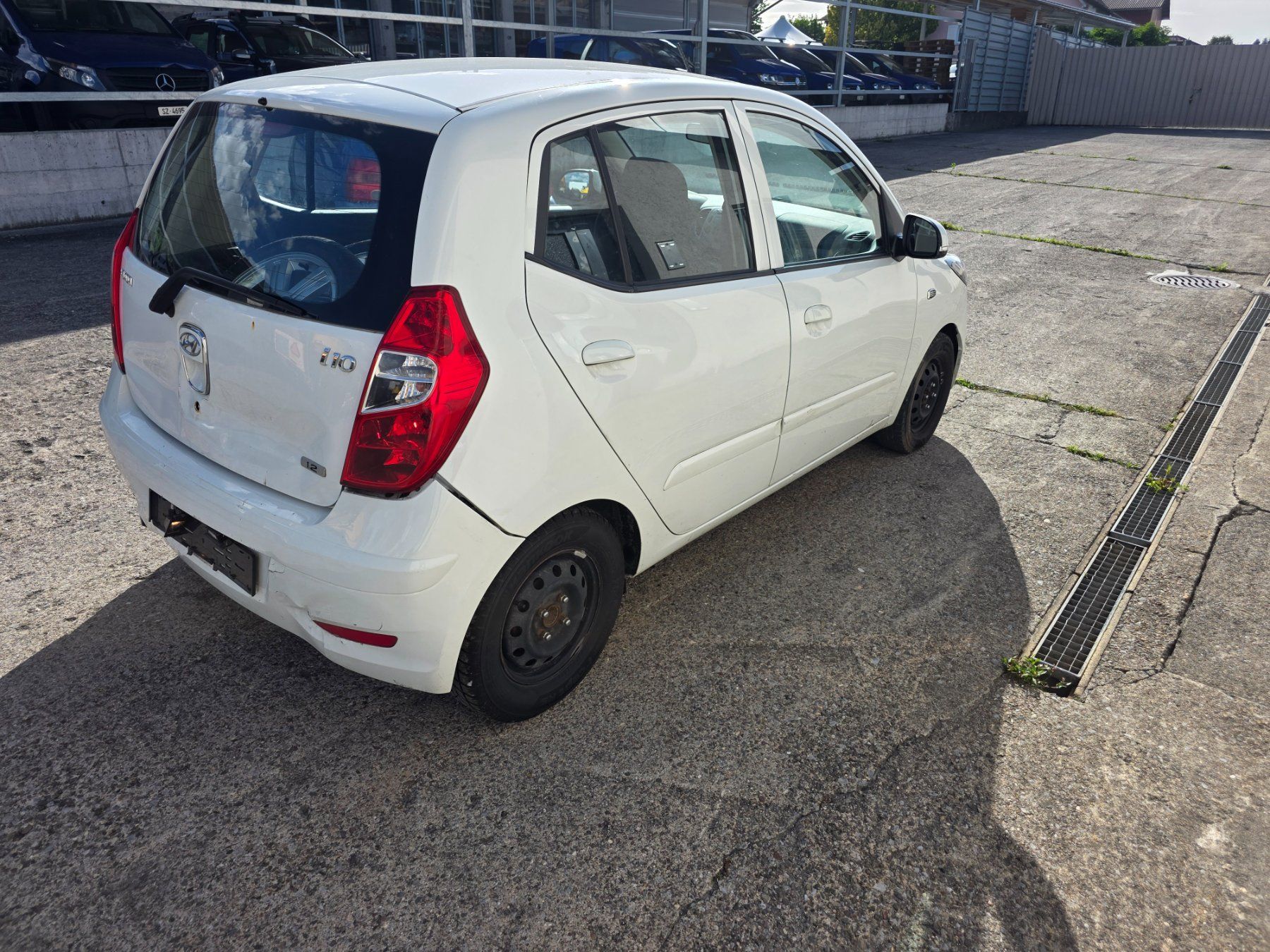 Hyundai Automobili: Hyundai i10 87500km top!!! – Usato da staffelbach venduto da del_gj7b 2