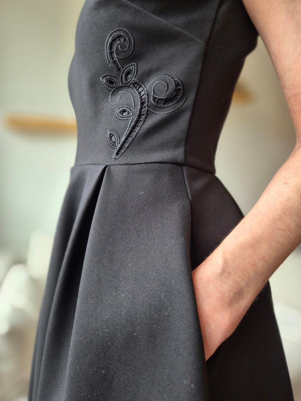 Ted Baker Vestiti: Ted Baker London Kleid (Original) – Nuovo (secondo la descrizione) da Zug venduto da shoppingqueen10 1
