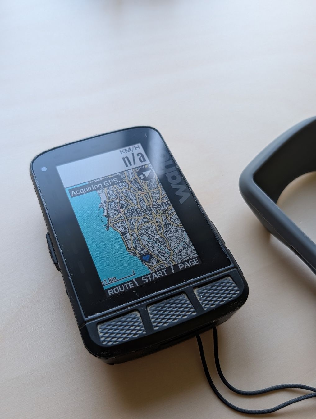 Ordinateurs & app. de mesure: Wahoo Elemnt Roam V1 cycling computer with case - CHEAP – D'occasion à Pully par krisnay 3
