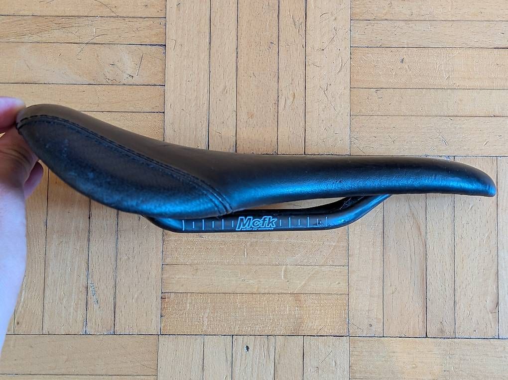 Pièces détachées: MCFK Carbon Sattel mit Lederüberzug – D'occasion à Zürich par lucasmf