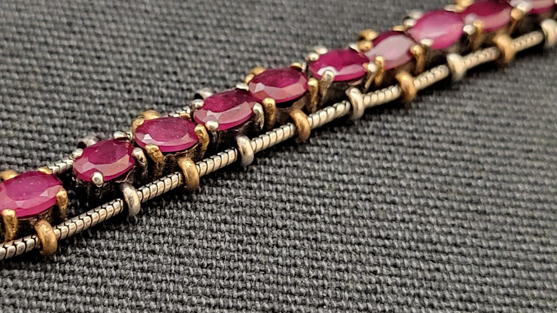 Armbänder & -reifen: Silber-Armband mit Rubinen – Gebraucht aus Basel von spinne02 2