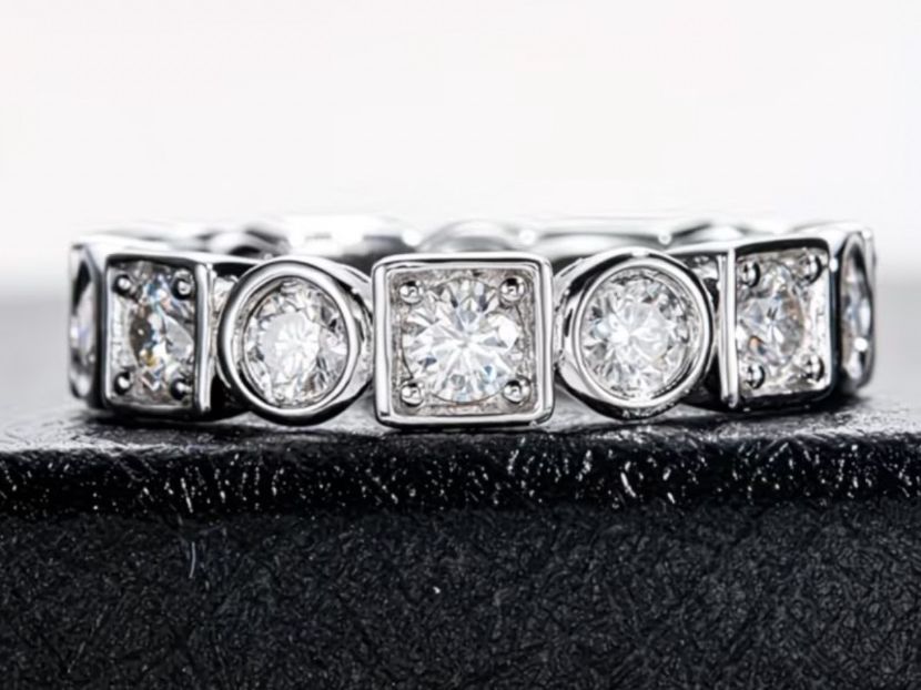 Bagues: Luxus Elegante Gr.16/6 Ring  Memoire Silberfarben – Neuf (Voir description) à Biel-Bienne par Roserosse13 2