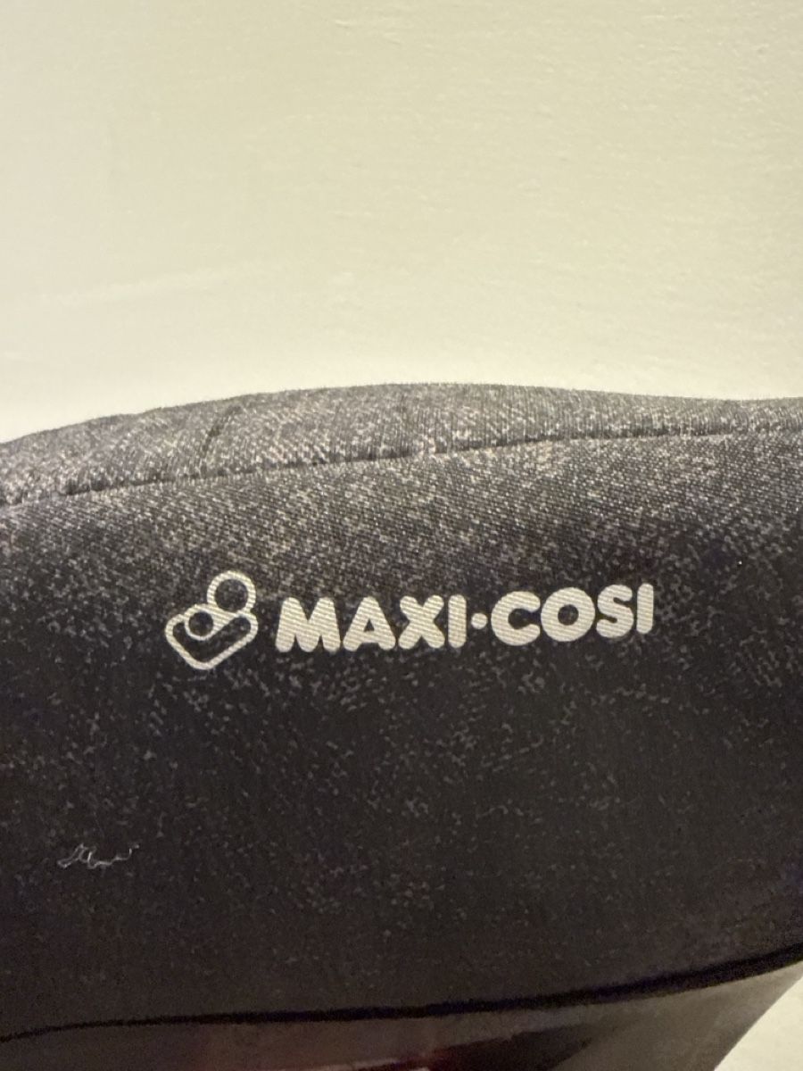 Maxi-Cosi Seggiolini per auto: Maxi-Cosi RodiFix Kindersitz  – Usato da Meggen venduto da Gosioonia 3