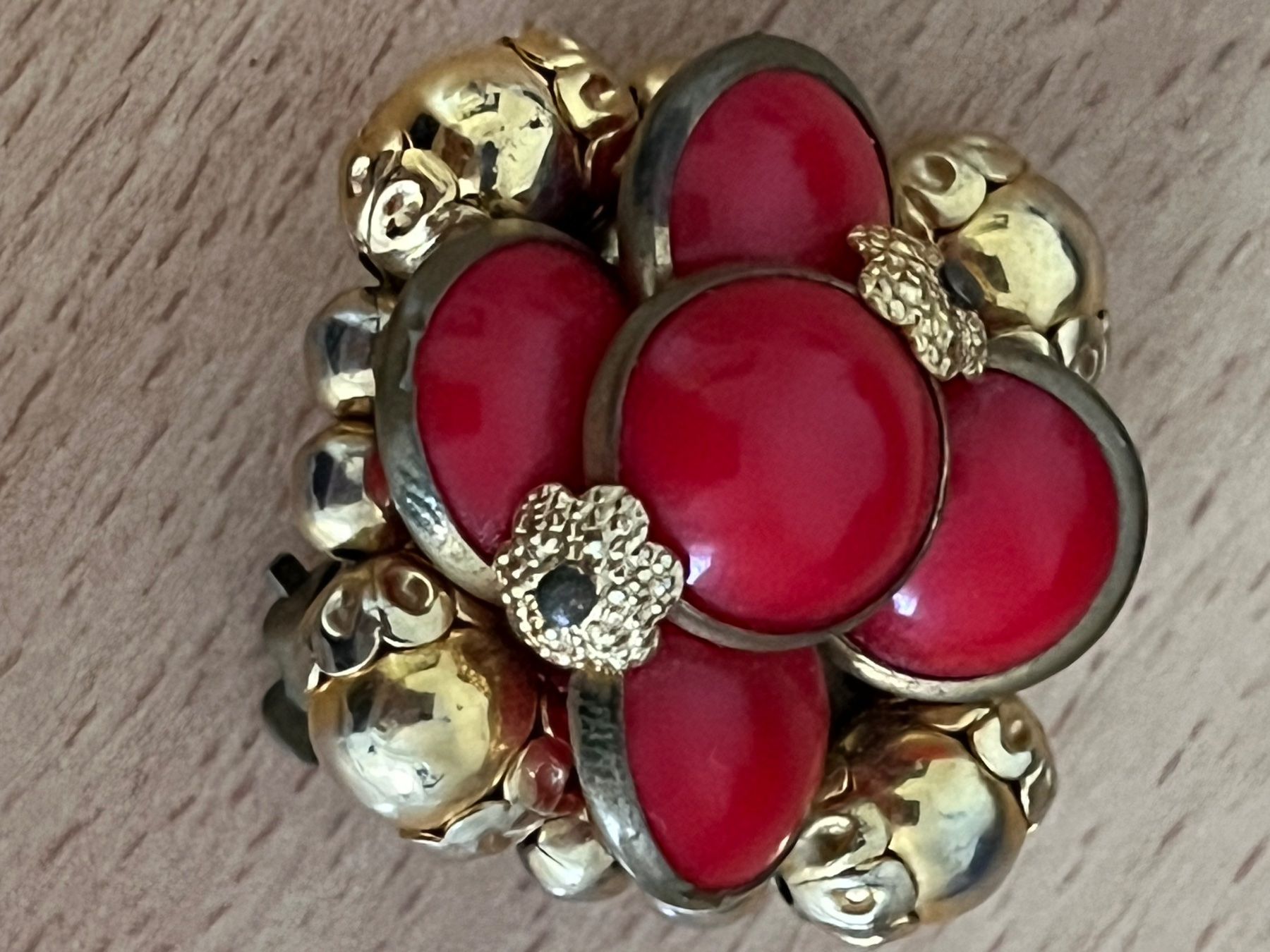Ohrringe & -stecker: Wunderschöne vintage Ohrclips – Gebraucht aus Roggwil BE von KarotteV