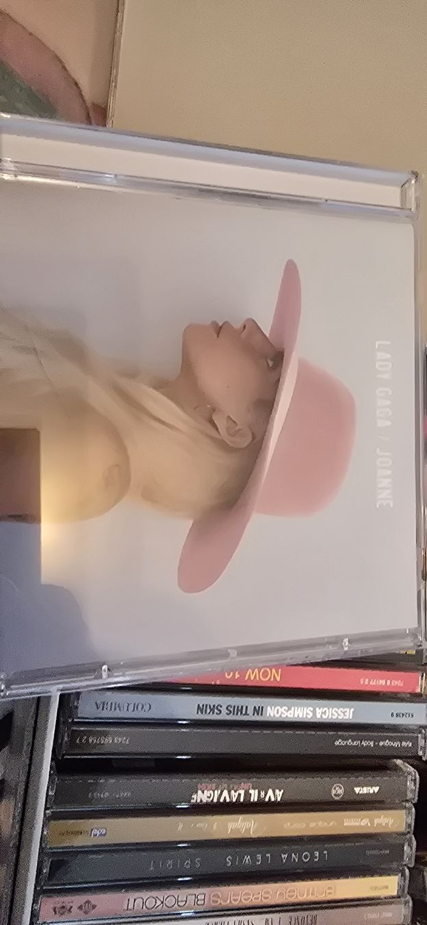 CD: lady gaga – Usato da Onex venduto da kar_7dth