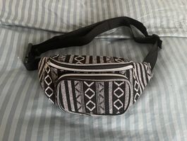 neue Bauchtasche zu verkaufen aus den Kap Verden aus Stoff