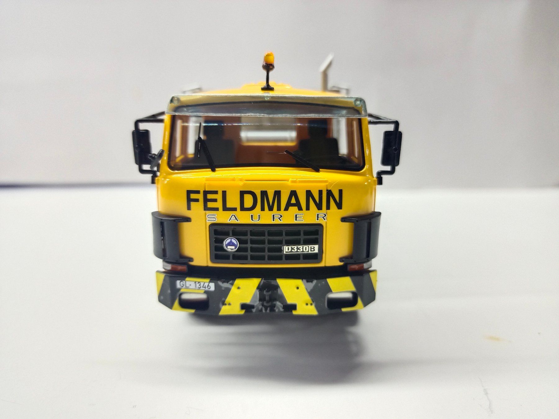 Saurer Modellini d'auto: 1:50 Saurer D330 4-A -Kipper "Feldmann" – Nuovo e nell'imballaggio originale da Affoltern am Albis venduto da Modellshop-8910 1
