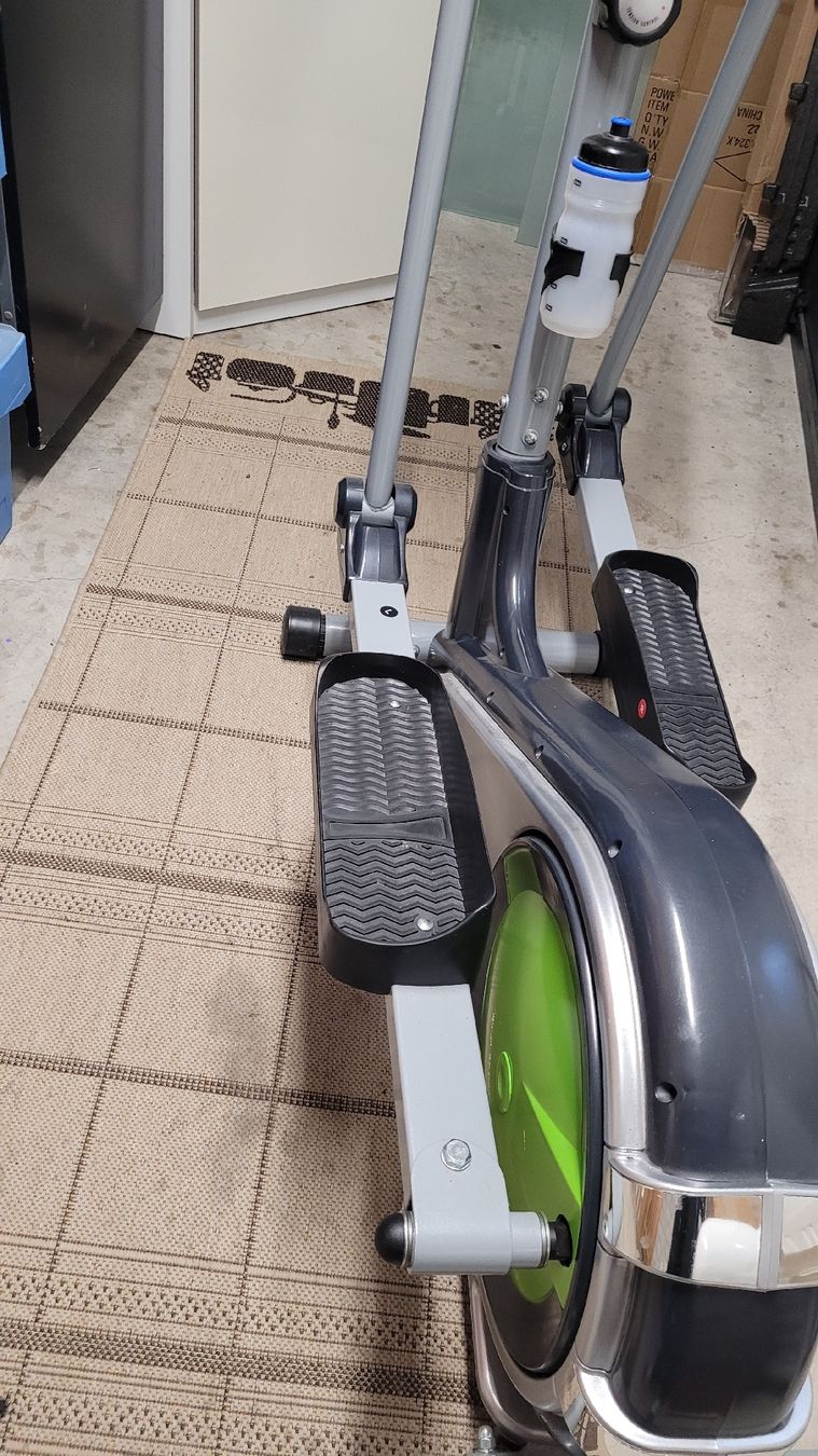 Hometrainer: Fitness Geräte  – Nuovo (secondo la descrizione) da langnau am Albis venduto da fer_wt2x 5