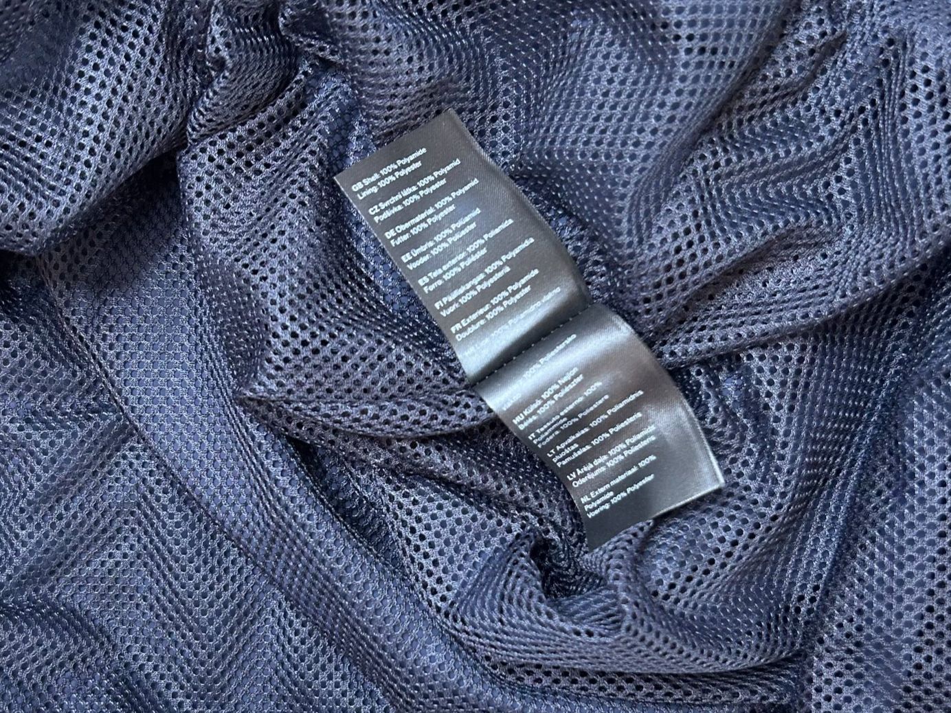 Weekday Vestes: Weekday Nera Track Jacket – D'occasion à St. Gallen par look-twice 8