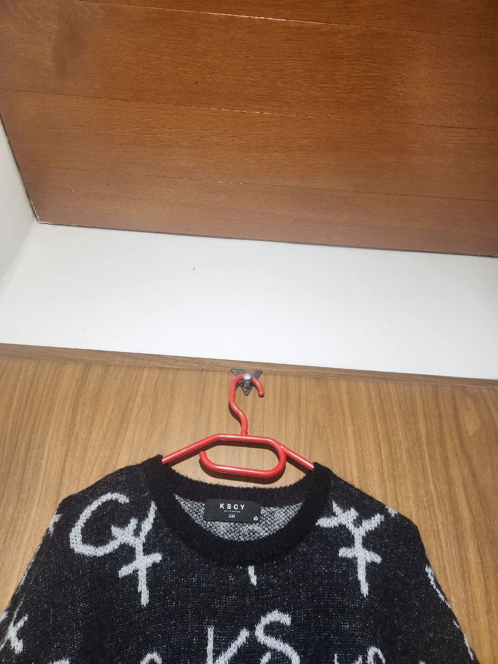 Maglioni & Felpe: Pull KSCY MELBOURNE noir blanc motif L/34 – Usato da Niedergösgen venduto da Eva2410 5
