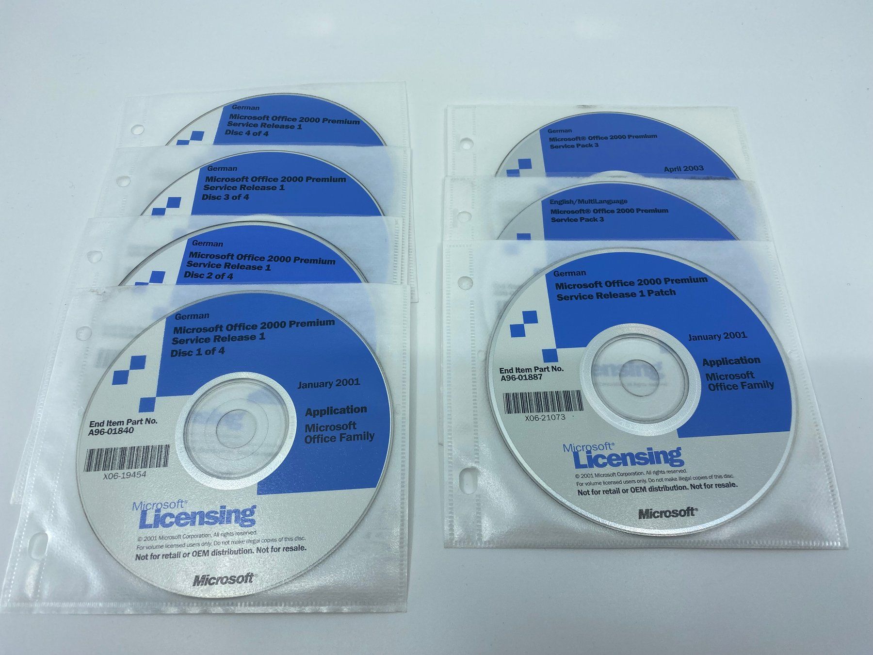 Microsoft Software: Microsoft Office 2000 Premium Service Release 1- Datenträger – Defekt aus Langwiesen von Restposten-24