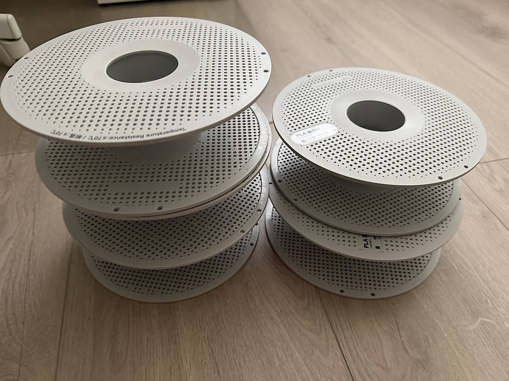 Bambu Lab 3D Drucker: 6 bobines réutilisables Bambu lab – Neu (gemäss Beschreibung) aus Ollon VD von reefguard