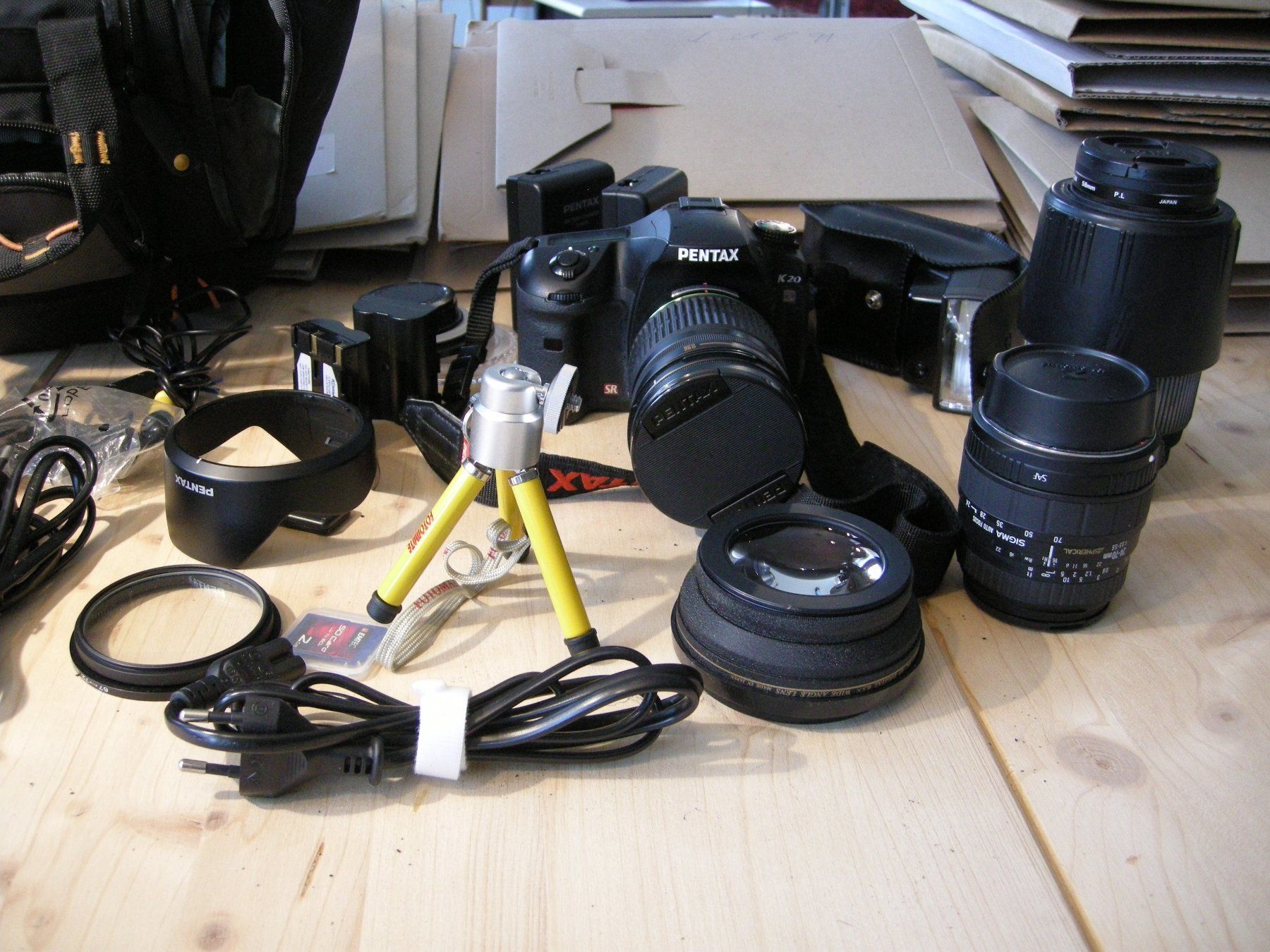 Pentax Fotocamera: PENTAX K20D DIGITALKAMERA, MIT ZUBEHÖR, IM TOP ZUSTAND – Usato da Rüti ZH venduto da jupi1945 2
