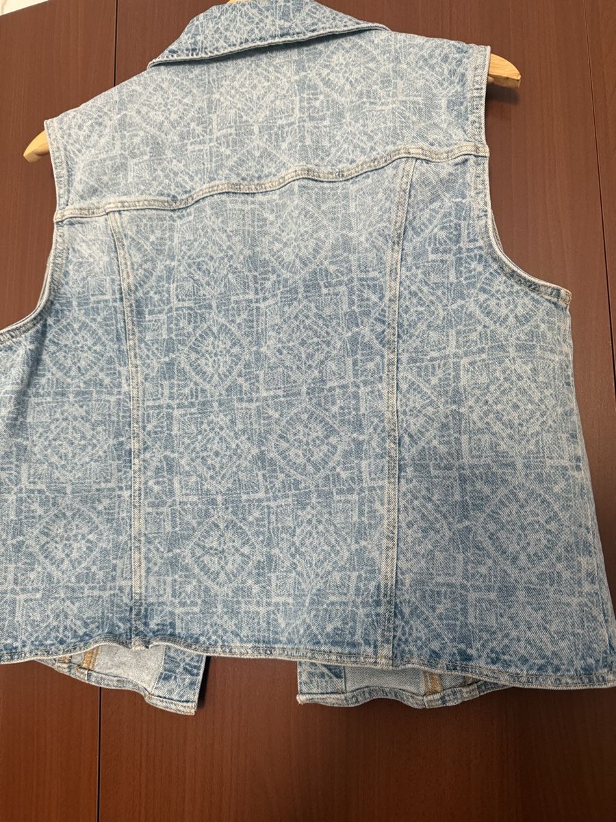 Gilet & Giacche senza maniche: Gilet en jean – Usato da Lausanne venduto da mar_sxg5 1