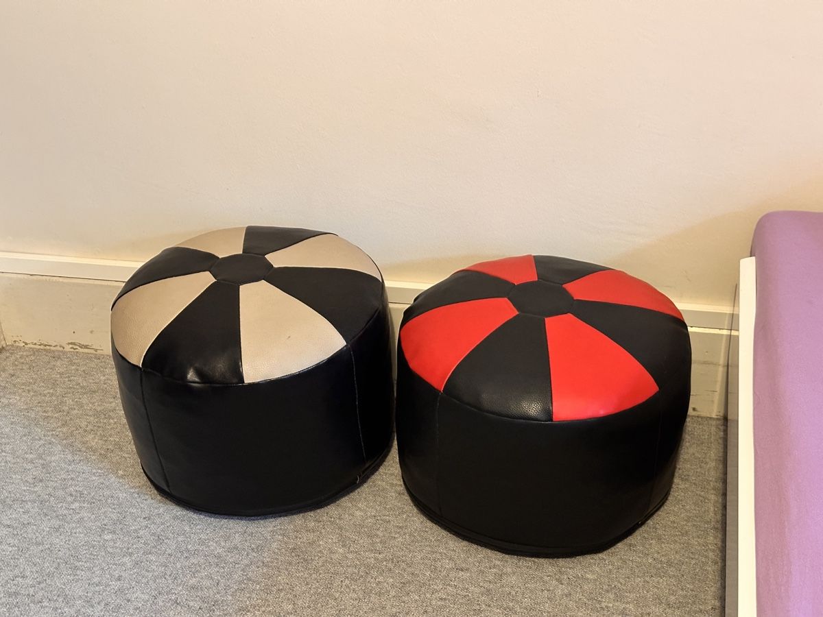 Hocker: Hocker – Gebraucht aus Lauterbrunnen von NavixLink 1