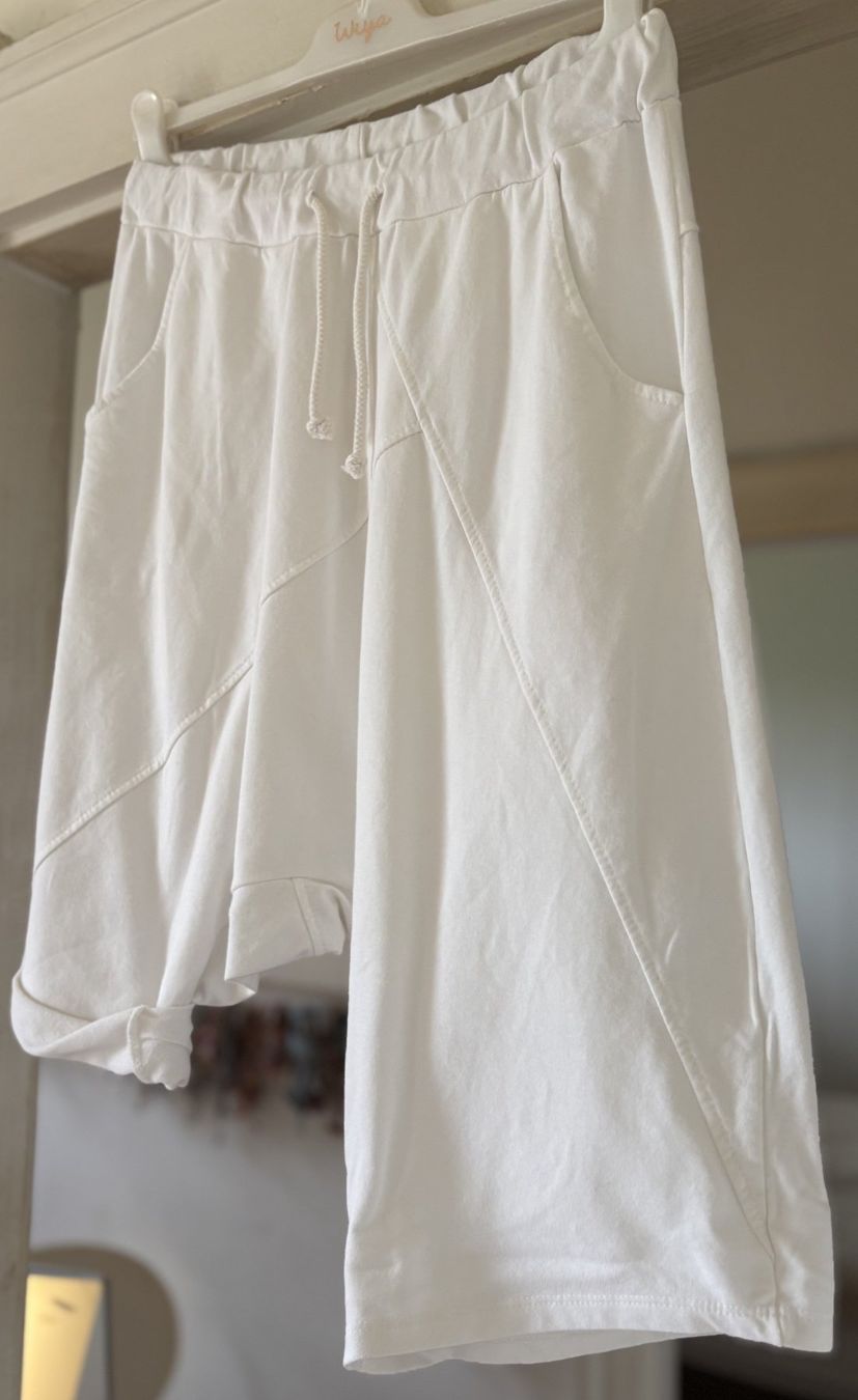 Pantaloni: SHORTS-SAROUEL EN COTON! M – Nuovo e nell'imballaggio originale da Locarno venduto da NicoNion 1