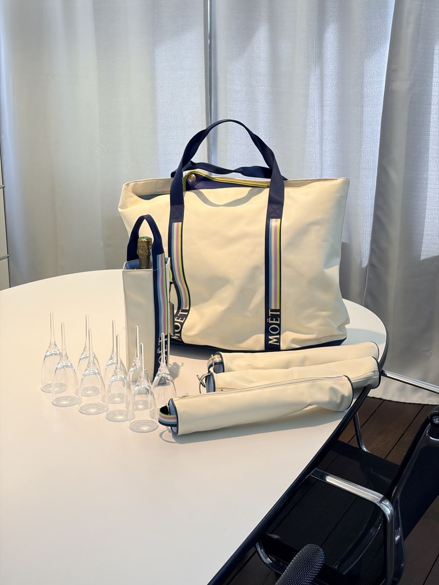 Taschen: Moët & Chandon Boot- & Strandtasche Set | 9 Champagnergläser – Gebraucht aus Herrliberg von Julianopie 2