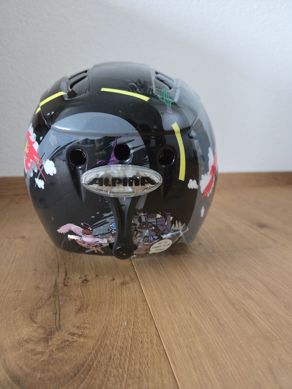 Alpina Caschi: Alpina Skihelm Gr. 48 - 52 – Nuovo (secondo la descrizione) da Fraubrunnen venduto da amaree313 2
