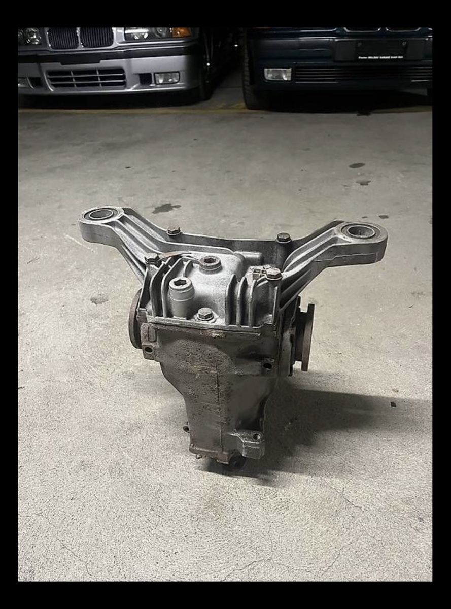BMW Tutti pezzi di ricambio auto: BMW e36 Sperrdifferential LSD Diff S3,45 Typ 168 25% – Usato da Zürich venduto da Bimmer3 4