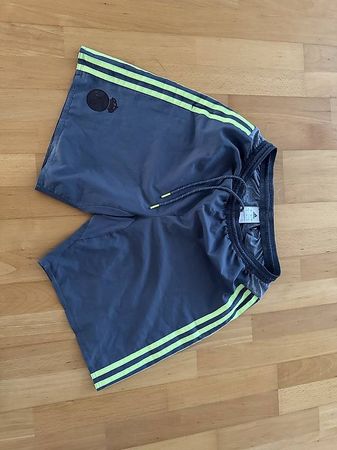Herren Adidas Shorts grau Grösse S