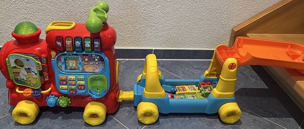 Jouets: Zug mit Sitz – D'occasion à Steinach par Bekir_20 1
