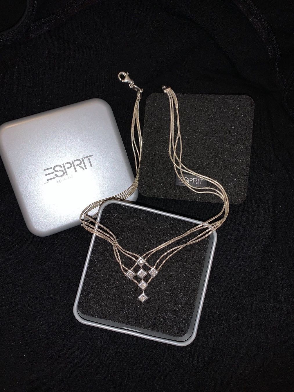 Esprit Ketten: collier Esprit en argent 925 avec boîte. – Gebraucht aus Finhaut von dod 5