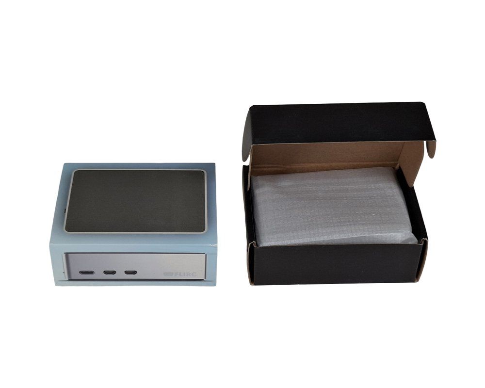 Boîtiers: FLIRC Raspberry Pi 5 Case – Neuf (Voir description) à Wil SG par Restwert_Wil 5