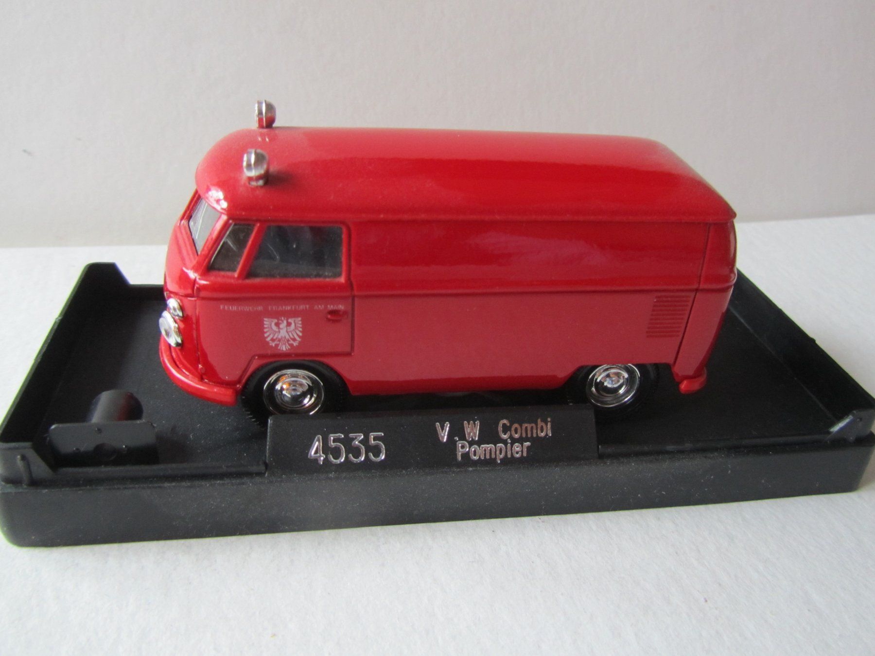 Solido Modellini d'auto: VW Combi Pompier, Solido – Usato da Weiningen ZH venduto da dietsch57