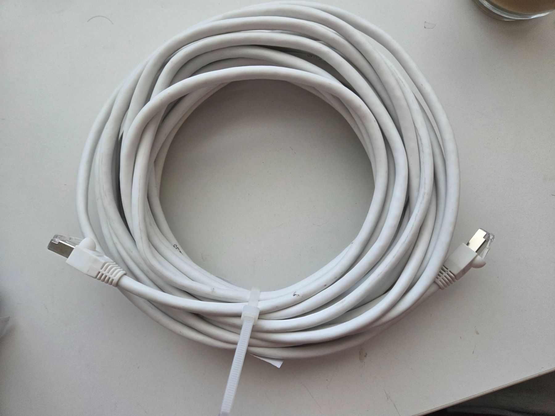 Kabel: Patchkabel Cat6 RJ45 UKV 10m Ethernetkabel Internetkabel – Gebraucht aus Zürich von Alibaba1234 1