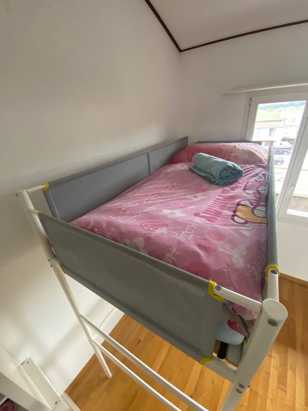 Ikea Letti: Hochbett weiss 90 x 200m – Usato da Seftigen venduto da Nordmann20 1