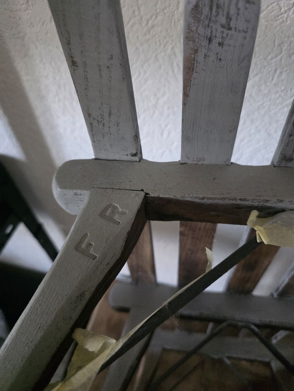 Slitta: Schlitten Holz gebraucht mit Brandmarkung FR – Usato da Olten venduto da Prinzenstyle 2