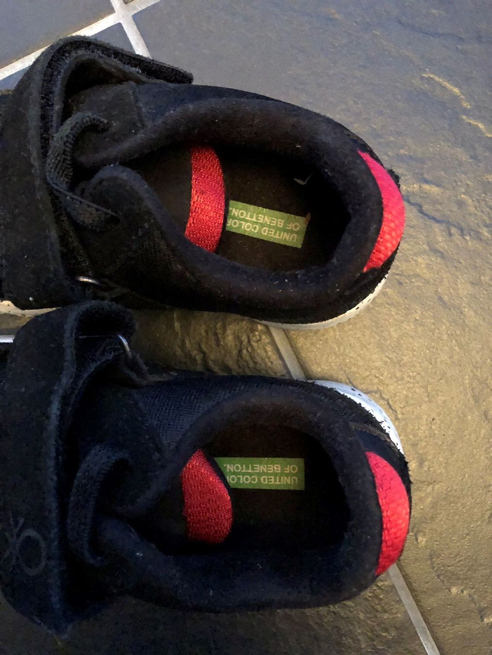 Benetton Schuhe für Jungen: Tennis noires Benetton taille 26 – Neu (gemäss Beschreibung) aus Lausanne von Flo1006 1