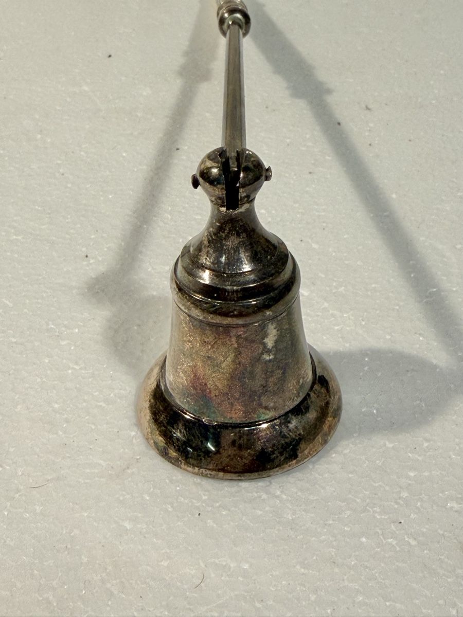 Portacandele: Antique Silver Plated Candle Snuffer - Perfect Gift! – Usato da Lausanne venduto da vas_cdb2 3