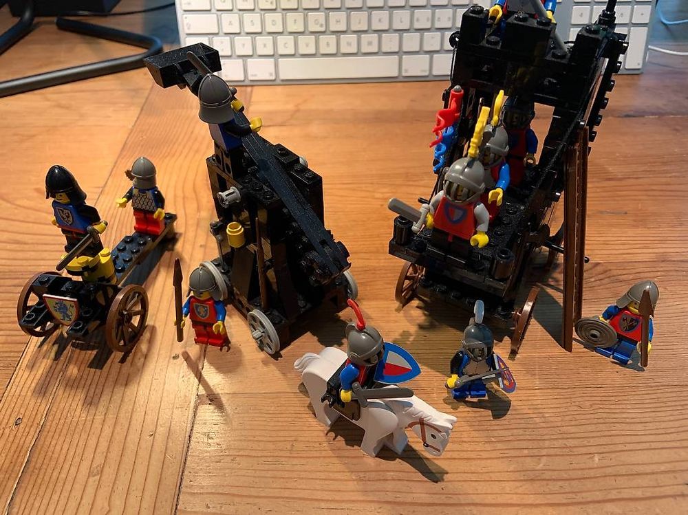 LEGO Ritter 80er Jahre Belagerungsturm Katapult und Zubehör (Gebraucht ...