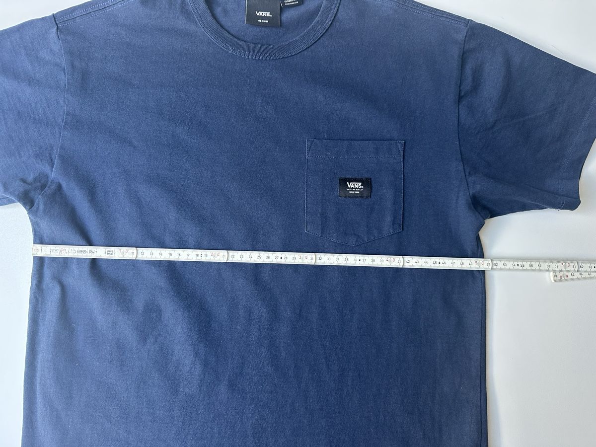 Vans T-shirts: T-shirt Vans poche bleu taille – D'occasion à Biel/Bienne par Fab38 5