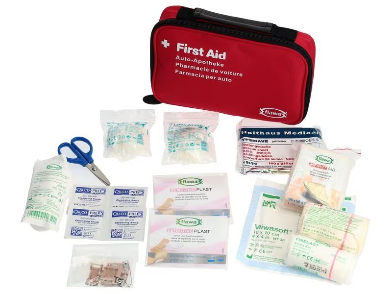 Kit di pronto soccorso: Flawa Mini-Auto-Apotheke – Nuovo e nell'imballaggio originale da St. Gallen venduto da Beautysana