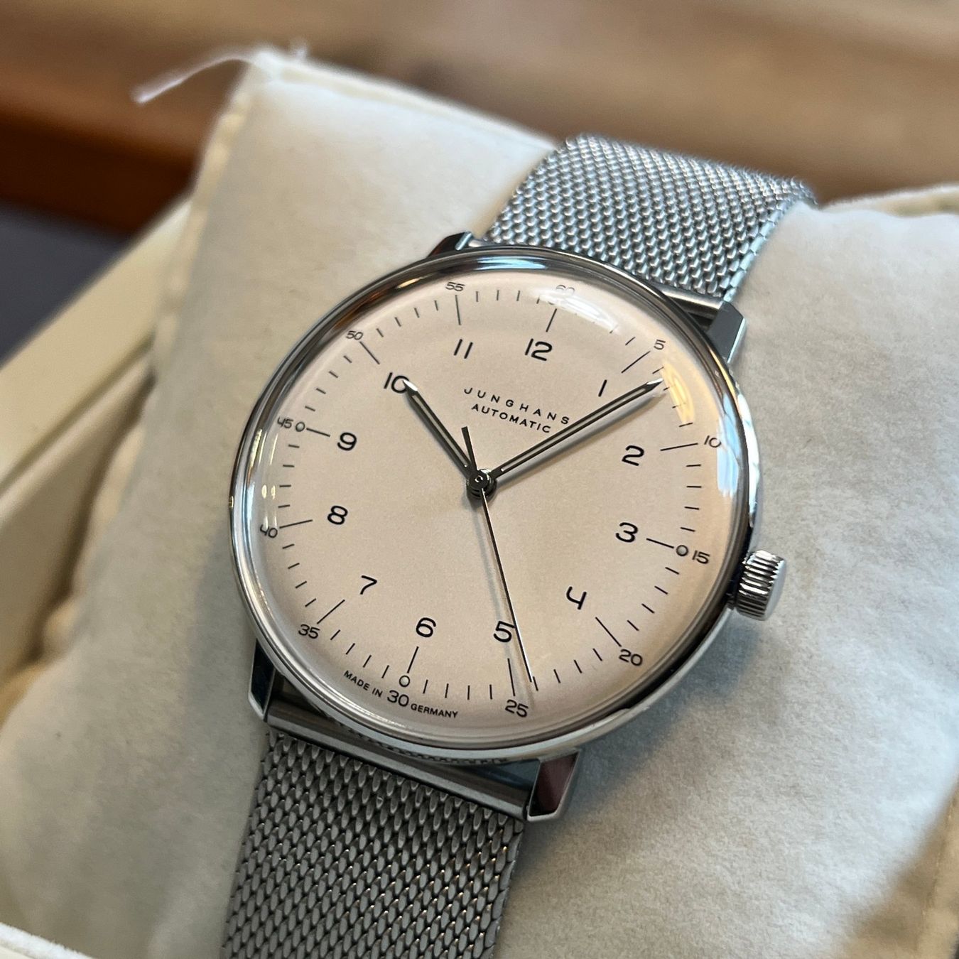 Junghans Uhren: Junghans Max Bill Automatic White Dial Full Set 27/3500 – Gebraucht aus Carouge GE von Watchaser 2