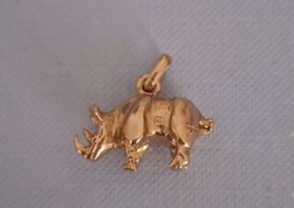 Kleines Vergoldetes Nashorn