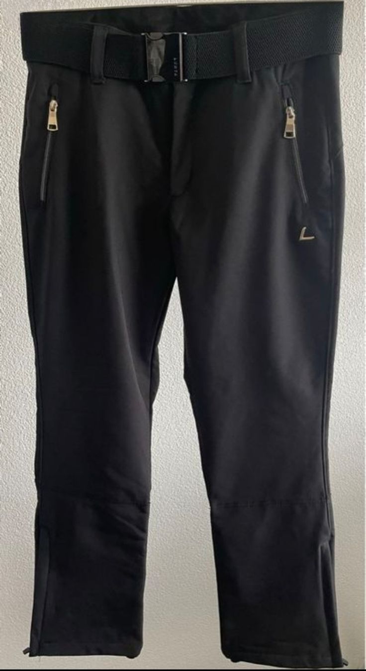 Luhta Pantaloni: Luhta Softshell Skihose, schwarz, Grösse 42 (eher 40) – Nuovo (secondo la descrizione) da Dübendorf venduto da Paritae