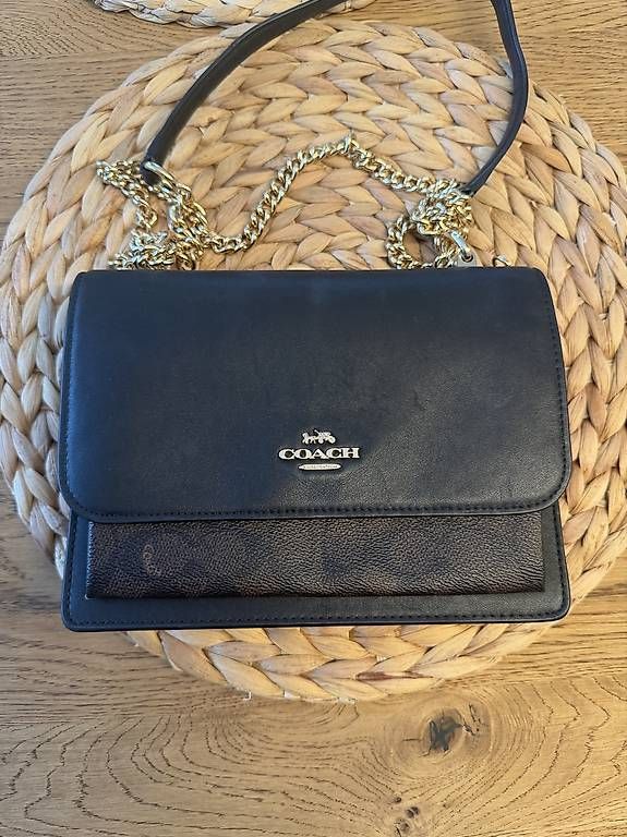 Borse da donna: Coach Leder Umhängetasche – Usato da Dottikon venduto da jus_v5br 1