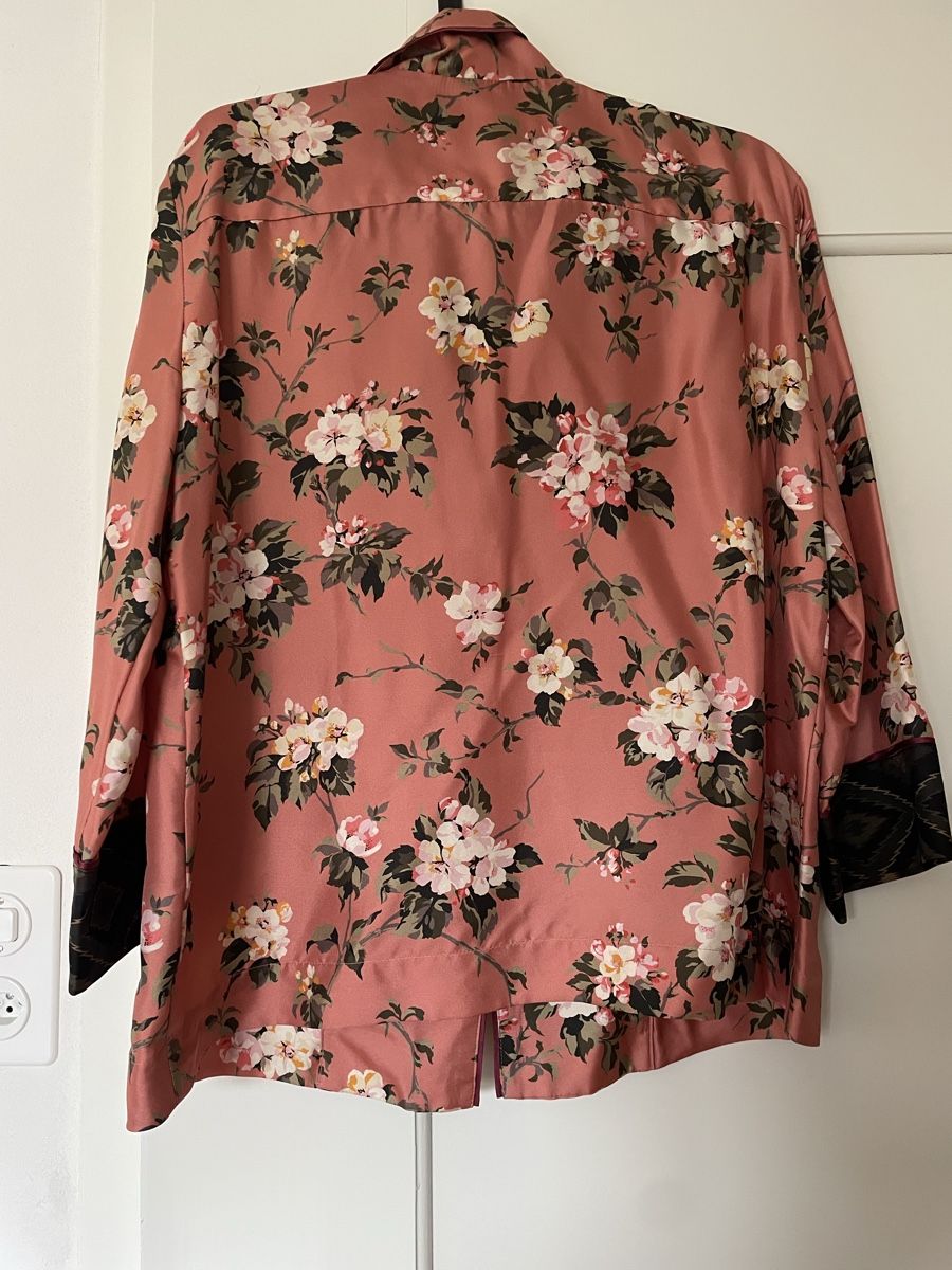 Blusen: Seidenbluse von F.R.S. For Restless Sleepers – Gebraucht aus Brugg AG von Elle_1 1